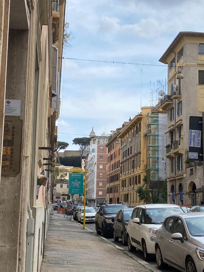 Vatican Stone Рим Екстер'єр фото